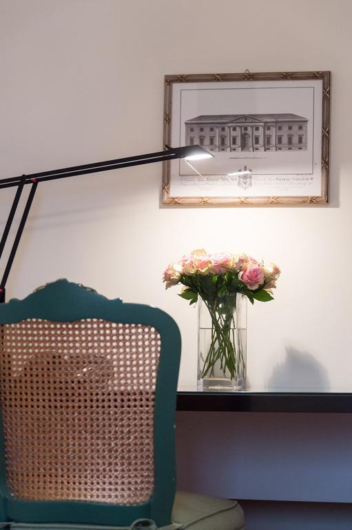 Dirazi Guesthouse & Apartments Gmbh Frankfurt am Main ภายนอก รูปภาพ