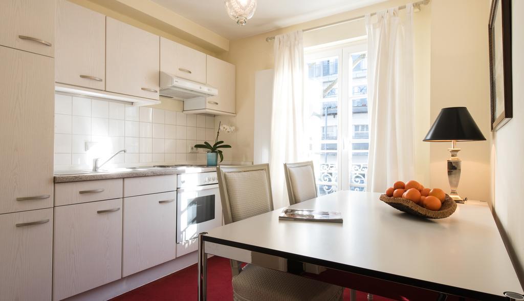 Dirazi Guesthouse & Apartments Gmbh Frankfurt am Main ภายนอก รูปภาพ
